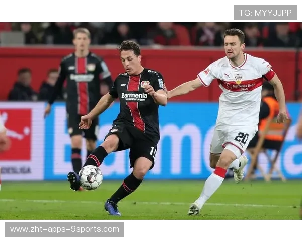 3-1胜利！勒沃库森9人坚持到底迎来德甲首胜，勒沃库森足球